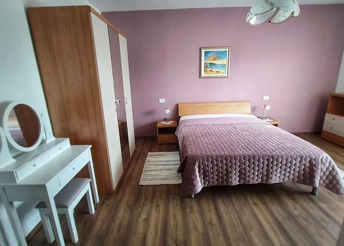 Apartment Valtura